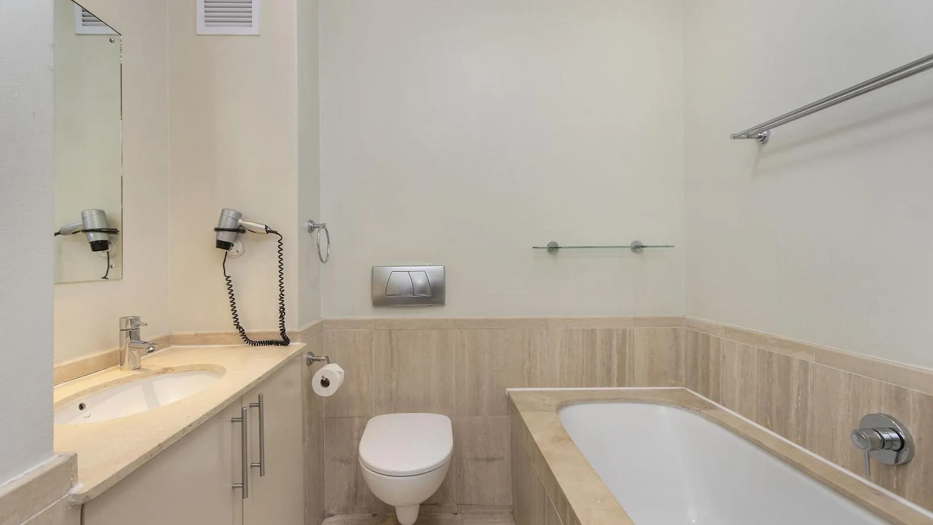Lagoon Beach 29A By Host Agents Cape Town South Africa